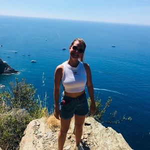 Meet your Posher, Elisabeth